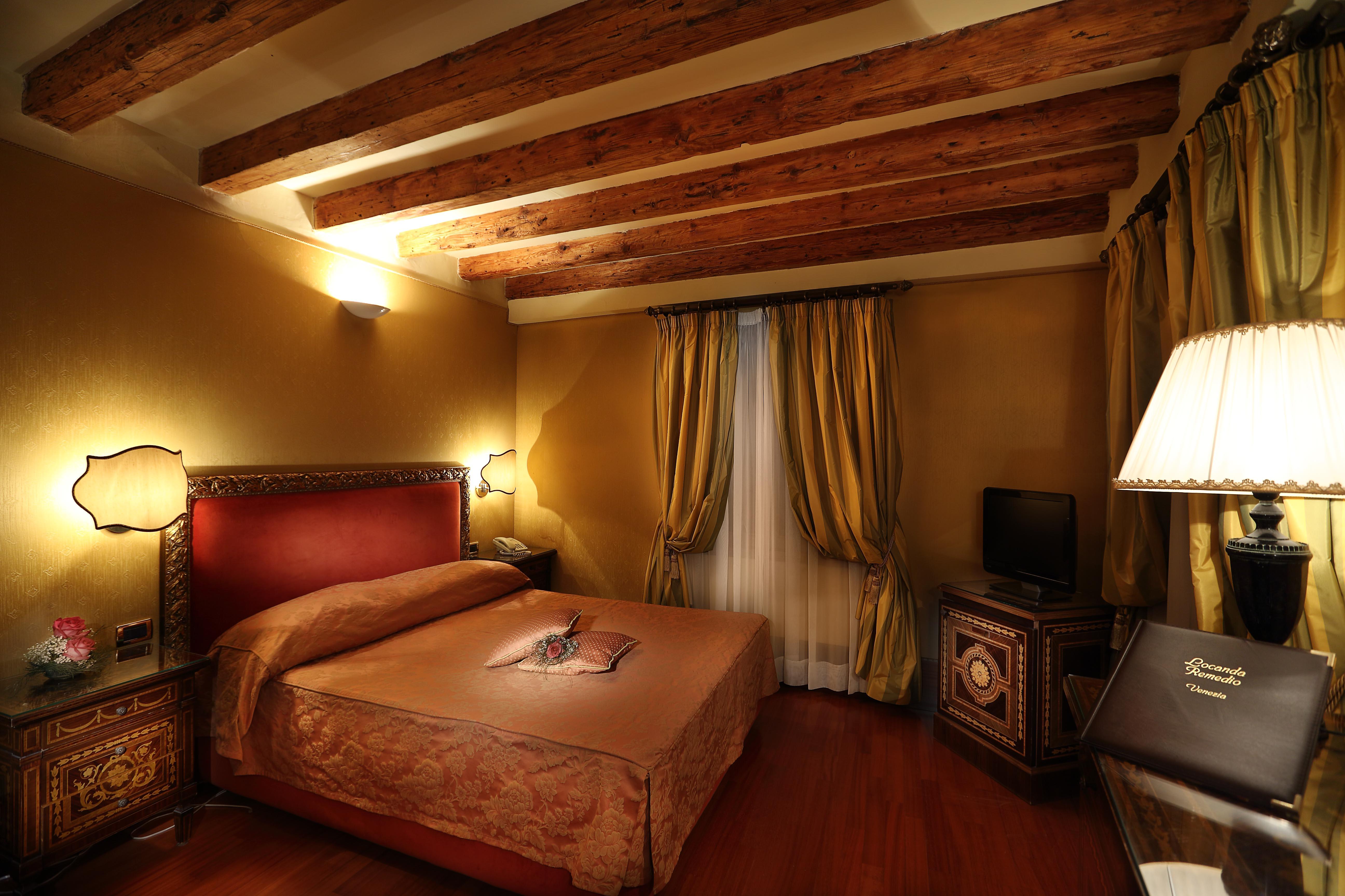Hotel Colombina Venice Exterior photo