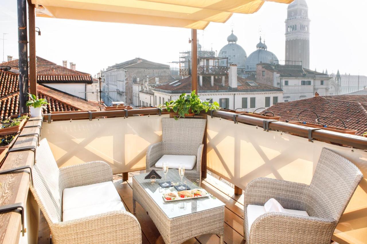 Hotel Colombina Venice Exterior photo