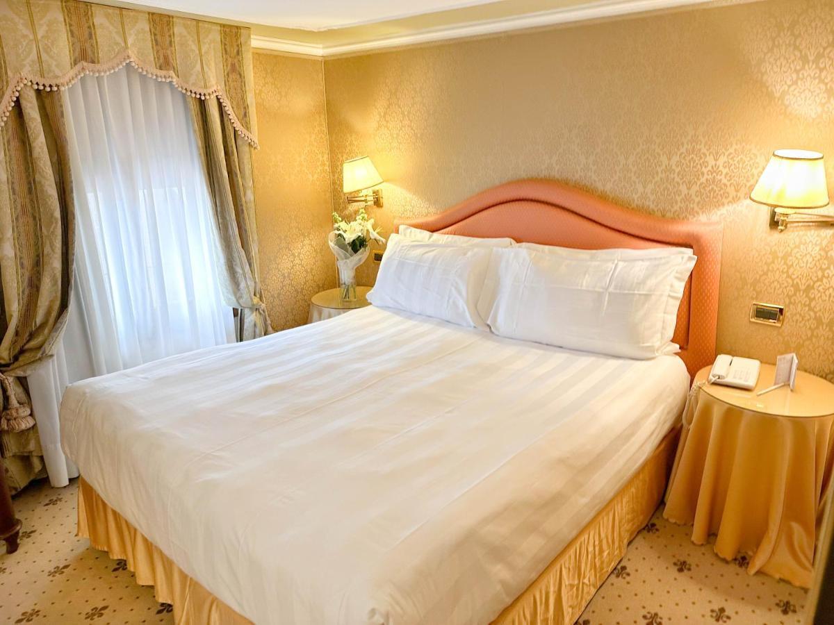 Hotel Colombina Venice Exterior photo