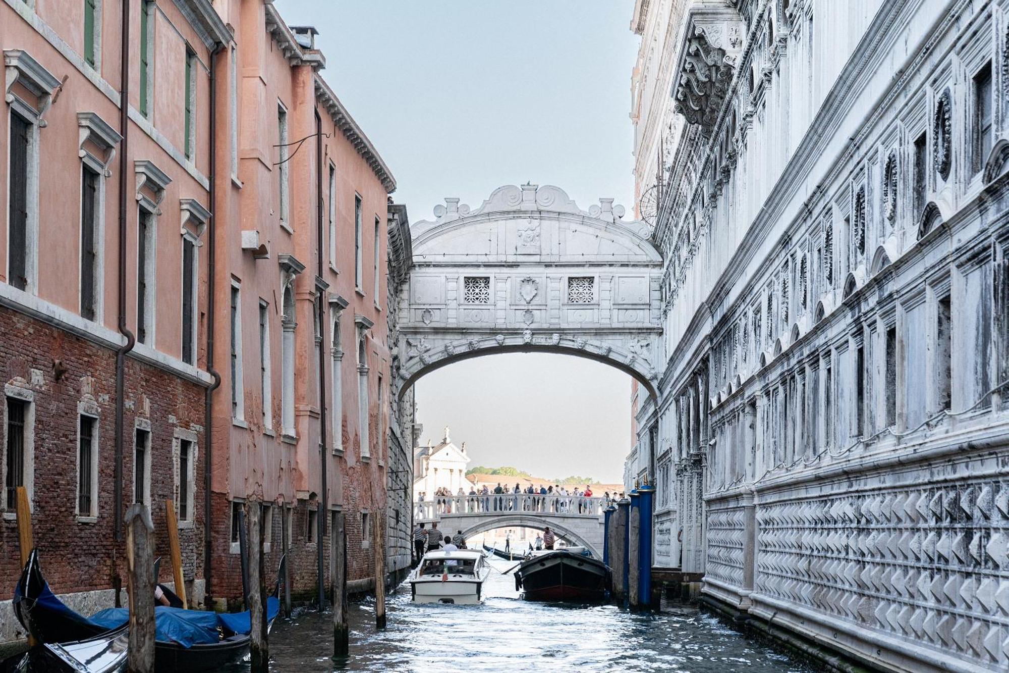 Hotel Colombina Venice Exterior photo